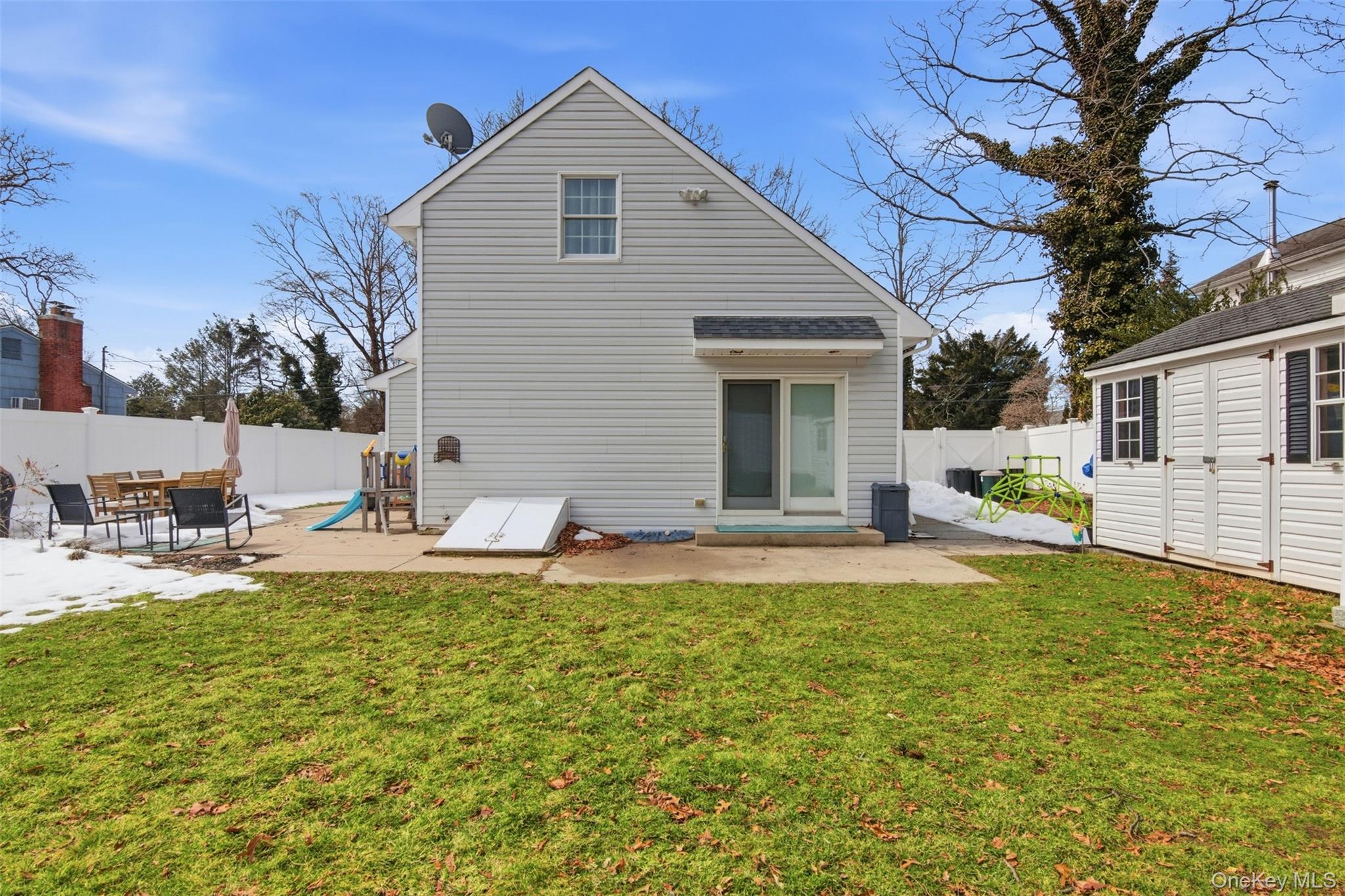 27 Great River Drive, Sound Beach, NY 11789