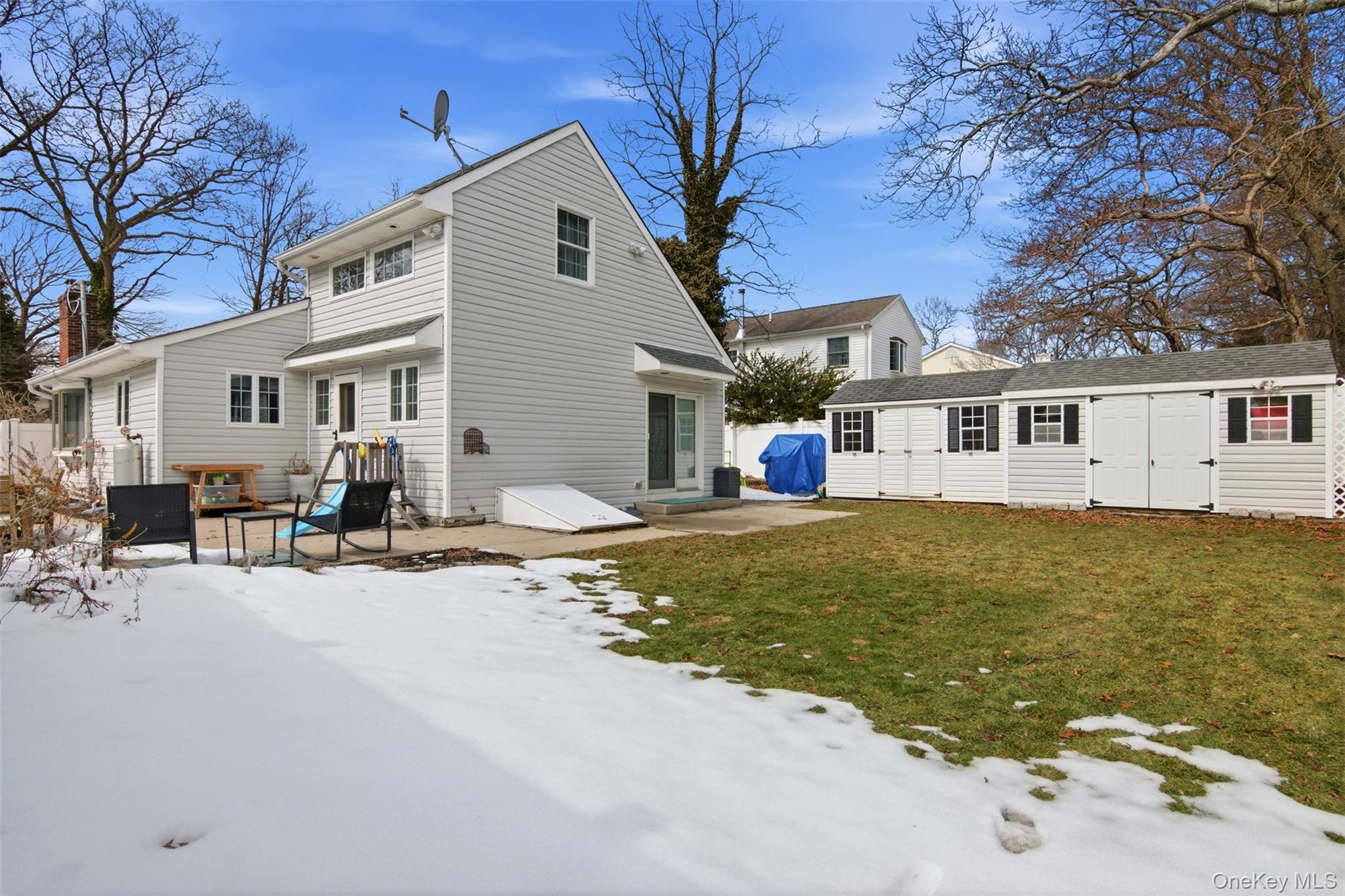 27 Great River Drive, Sound Beach, NY 11789