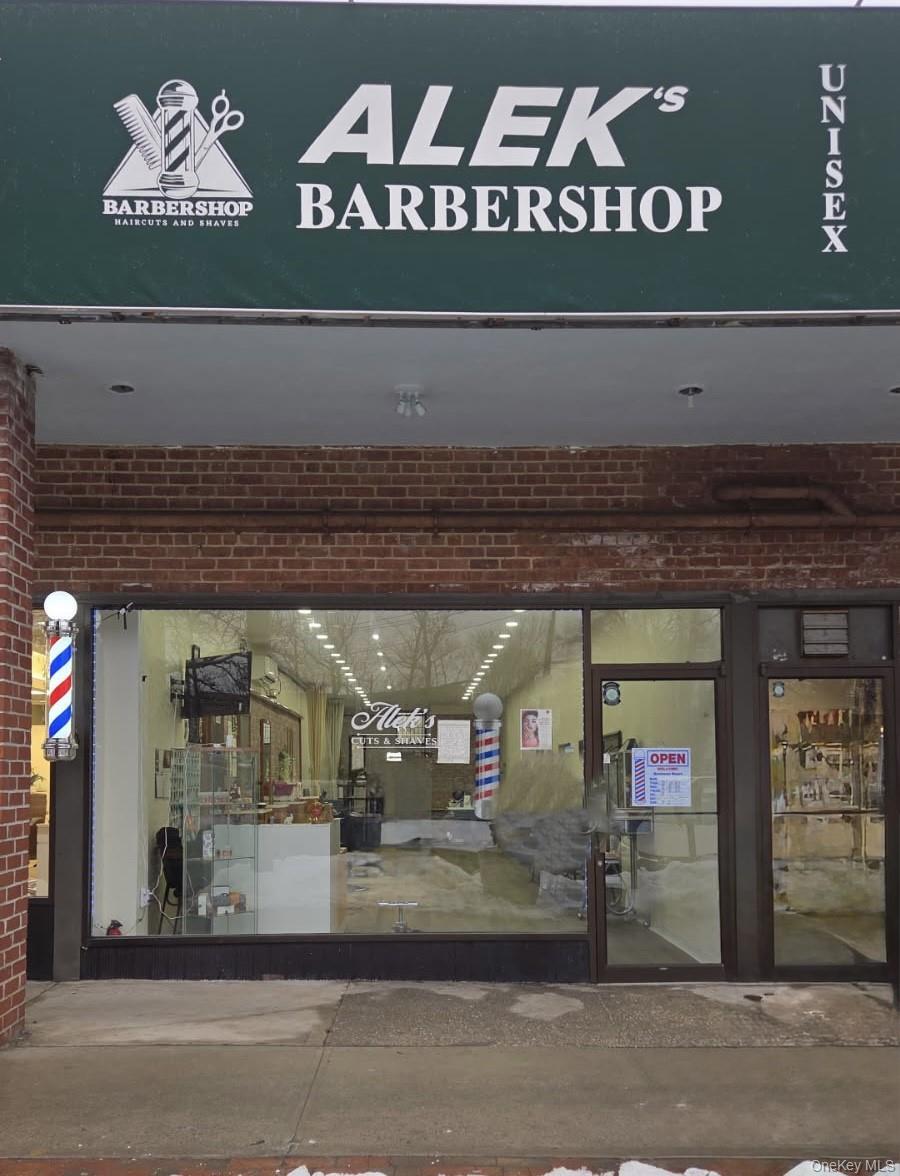 4 Welwyn Road, Great Neck, NY 11021