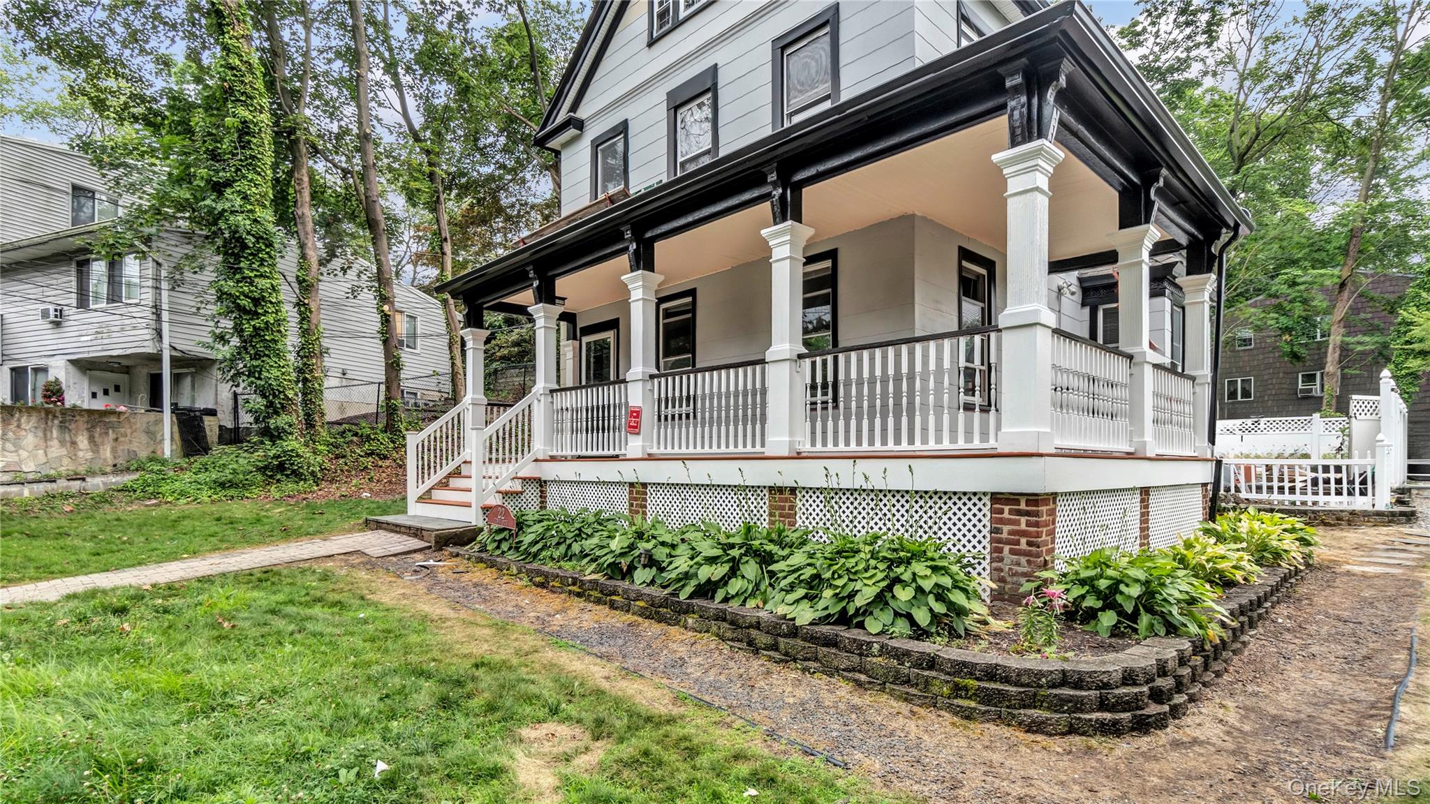 22 Town Path # 2, Glen Cove, NY 11542