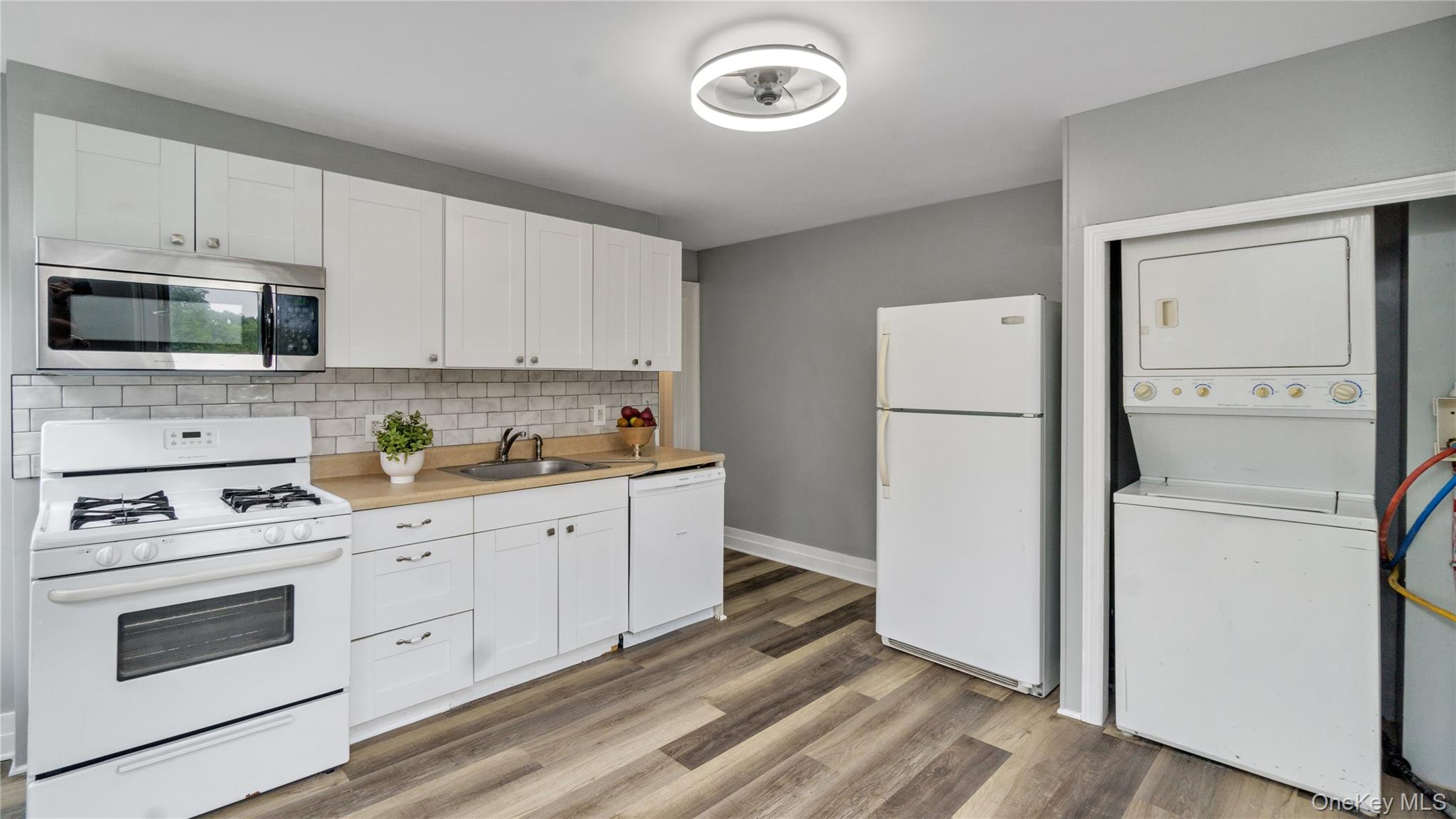 22 Town Path # 2, Glen Cove, NY 11542