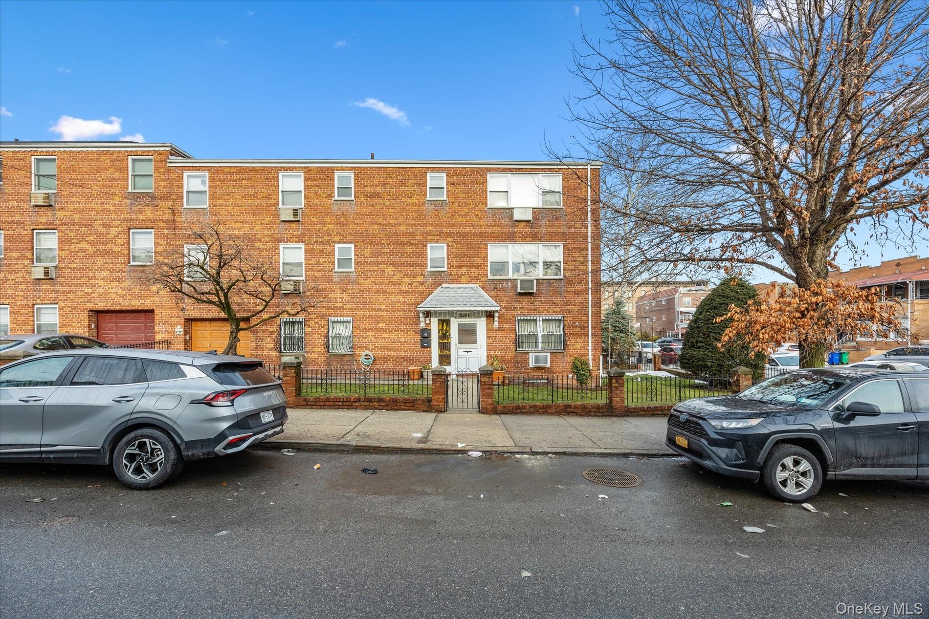 2504 42nd Street, Astoria, NY 11103
