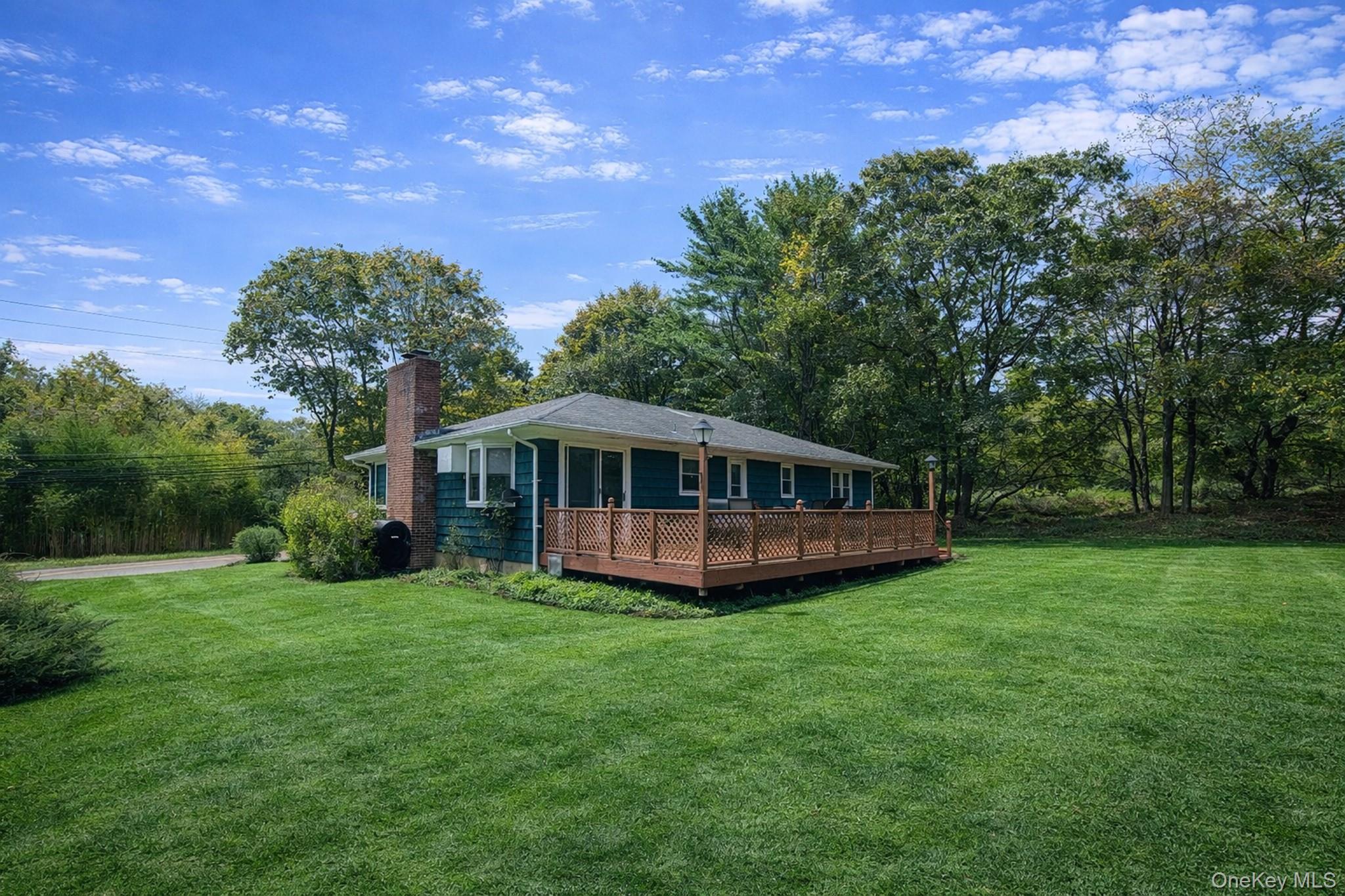 5180 Sound Avenue, Mattituck, NY 11952