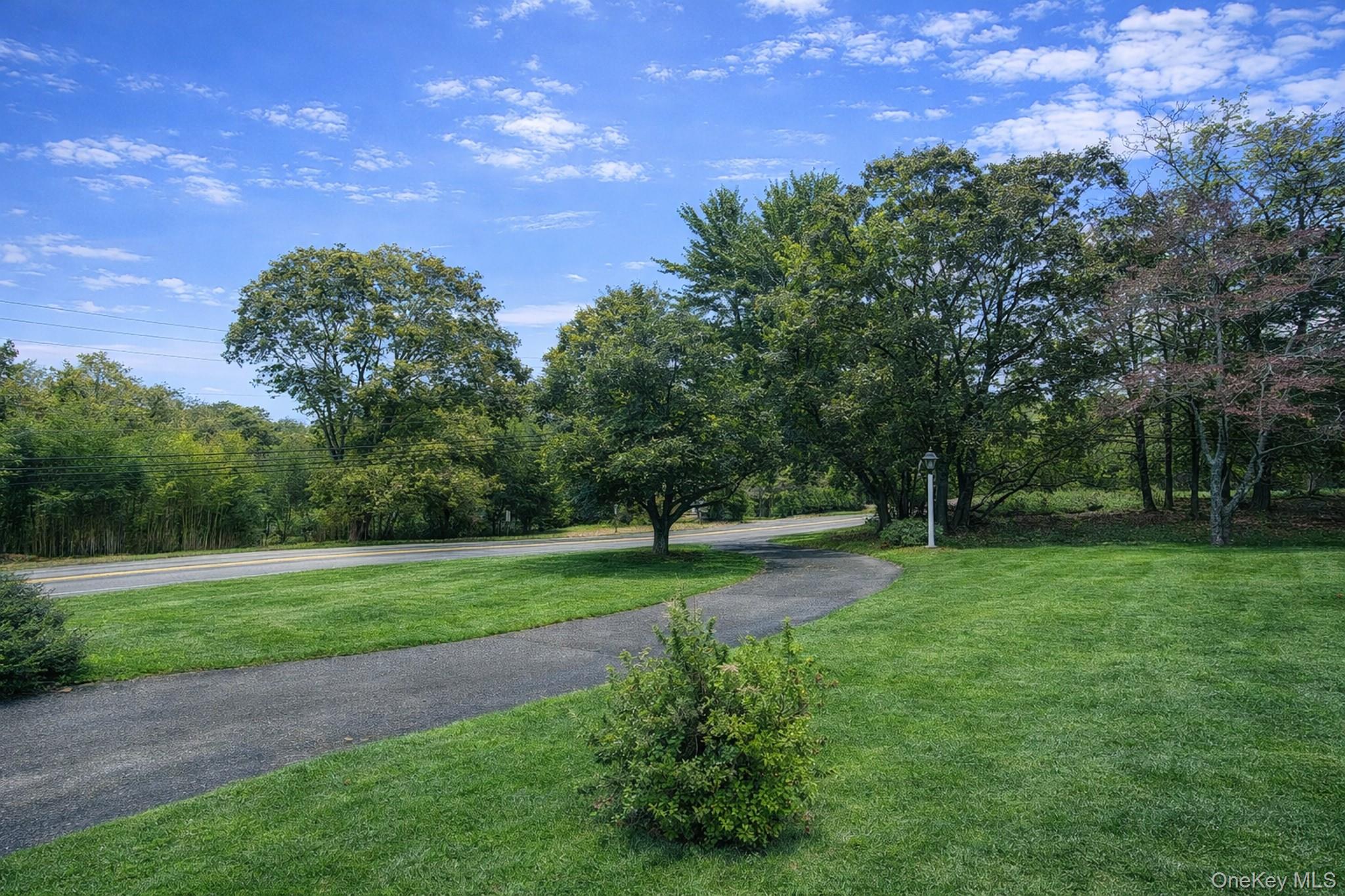 5180 Sound Avenue, Mattituck, NY 11952