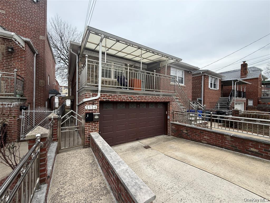 2154 Haight Avenue, Bronx, NY 10461