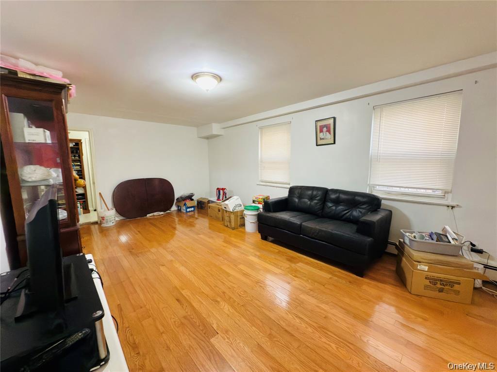 2154 Haight Avenue, Bronx, NY 10461