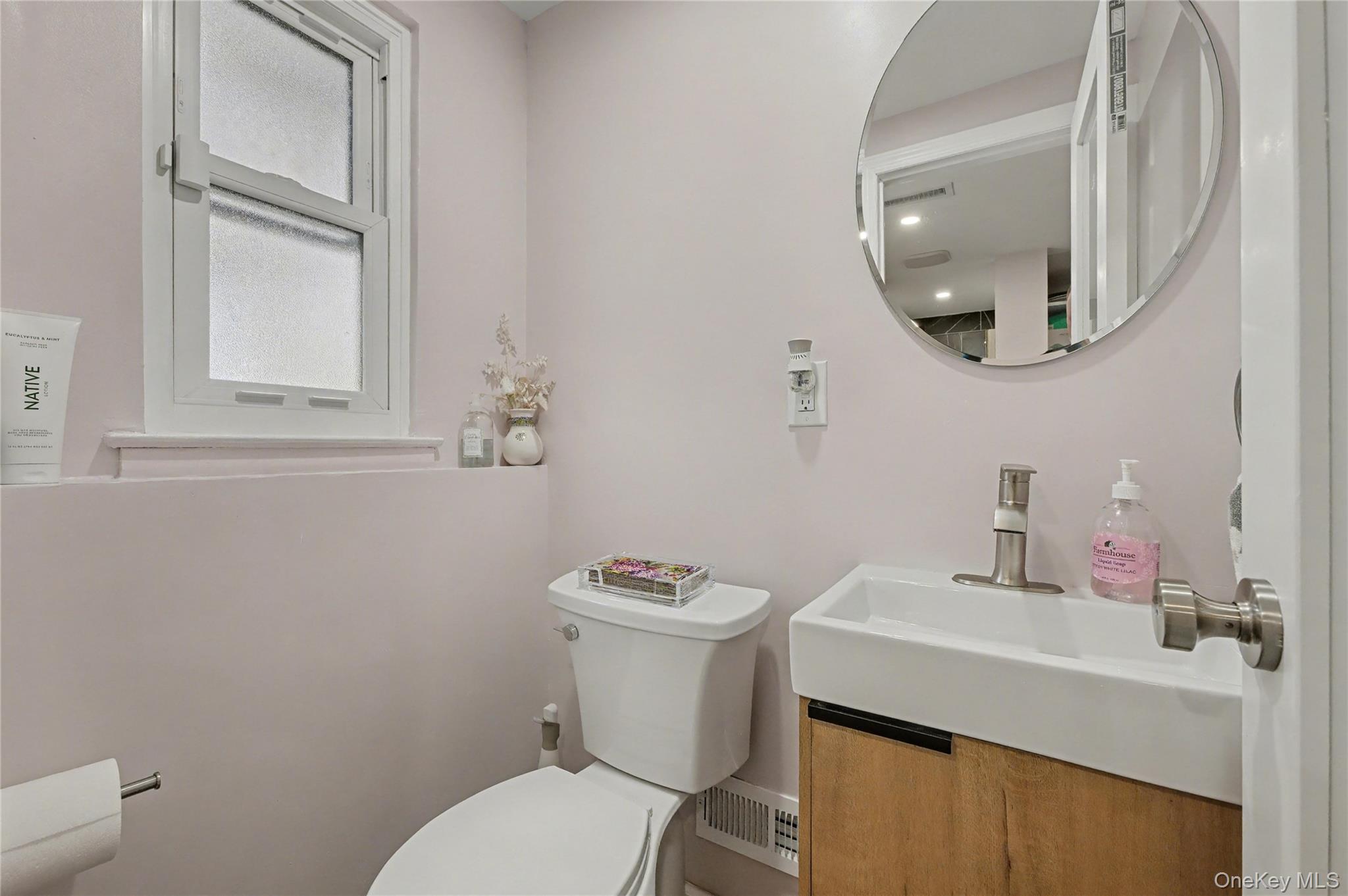 57 Richfield Street, Plainview, NY 11803