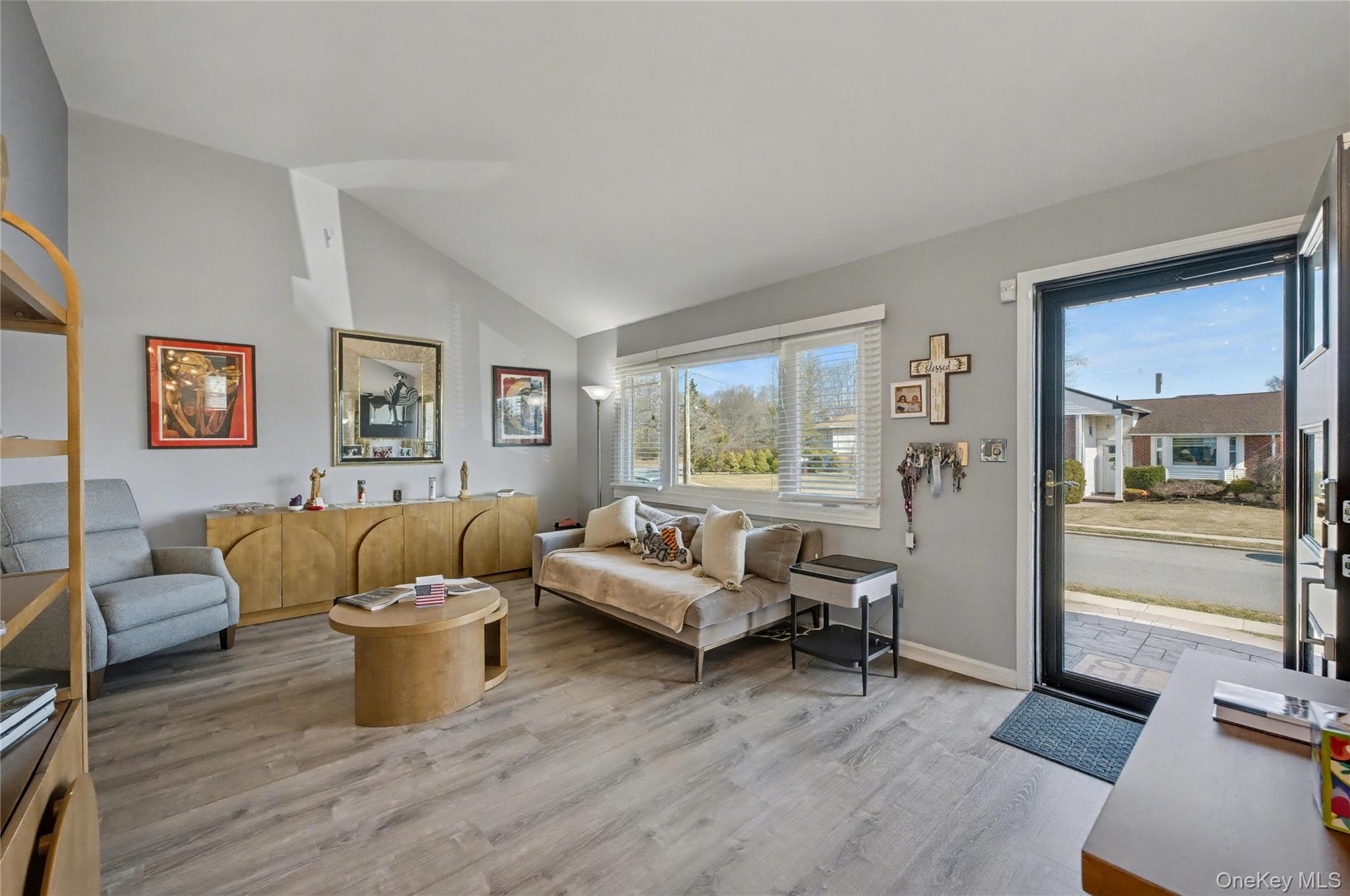 57 Richfield Street, Plainview, NY 11803