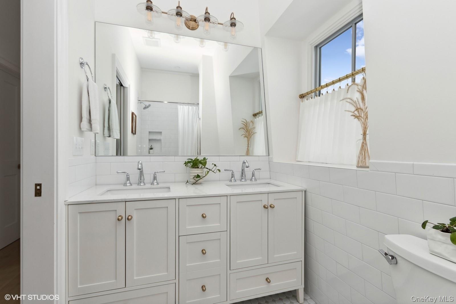 33 Davis Street, Beacon, NY 12508