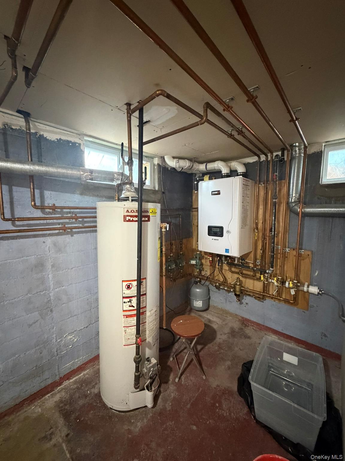 32 Montana Court, Syosset, NY 11791