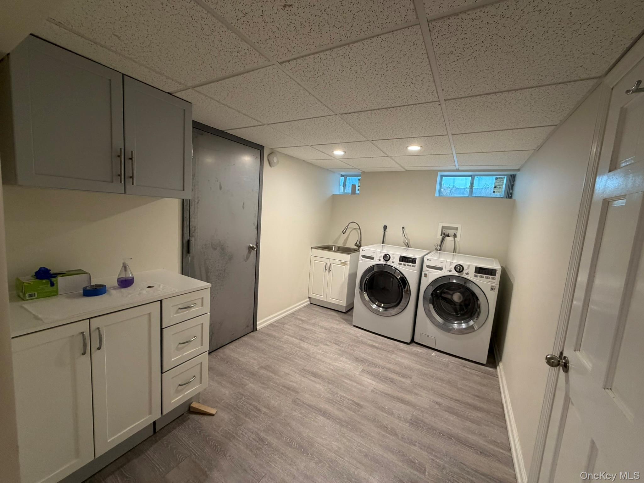 32 Montana Court, Syosset, NY 11791