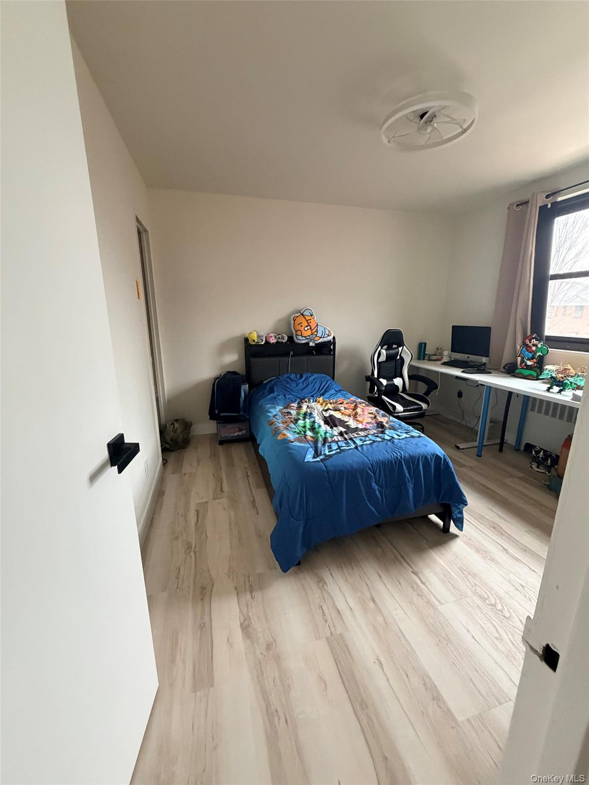 18-06 169 Street # 2Fl, Whitestone, NY 11357