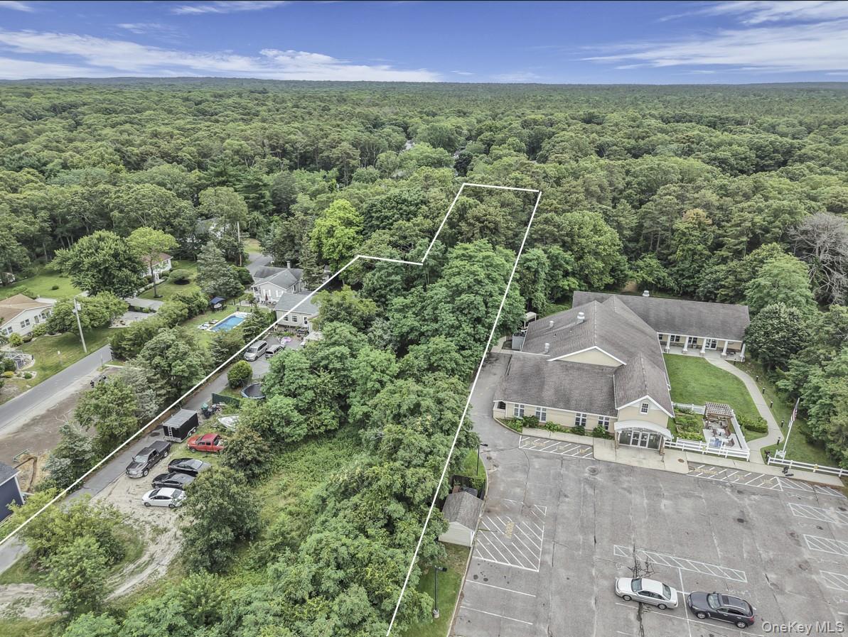 669 Flanders Road, Flanders, NY 11901