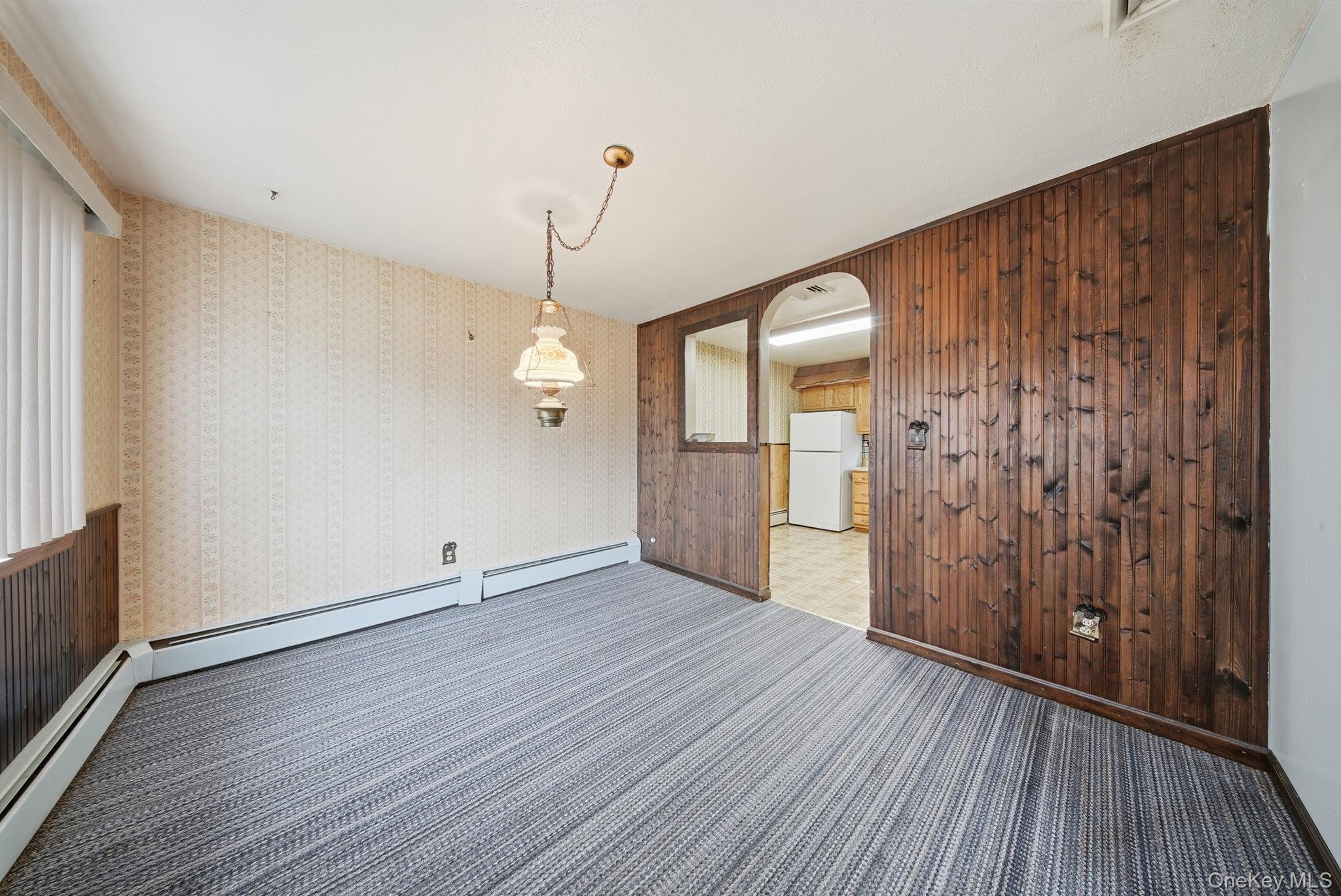 16 Mountain Avenue, Middletown, NY 10940