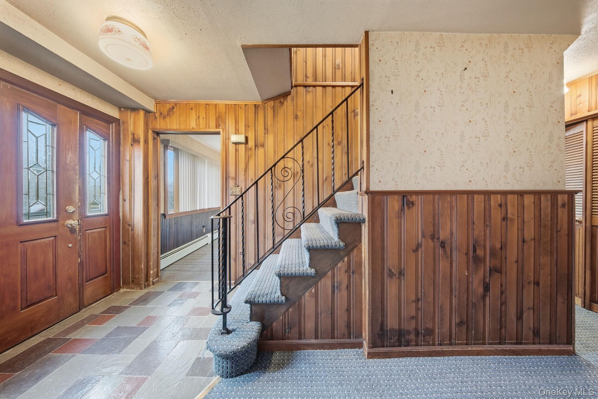 16 Mountain Avenue, Middletown, NY 10940