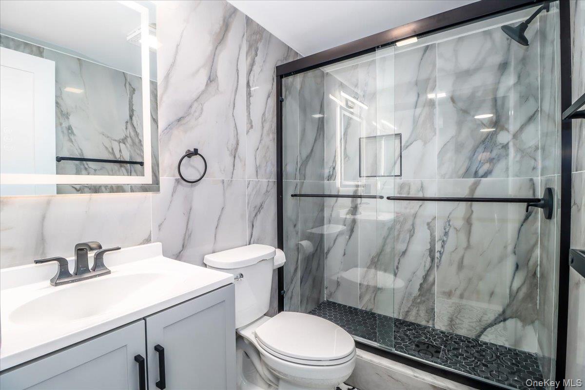 615 Fox Run Lane, Carmel, NY 10512