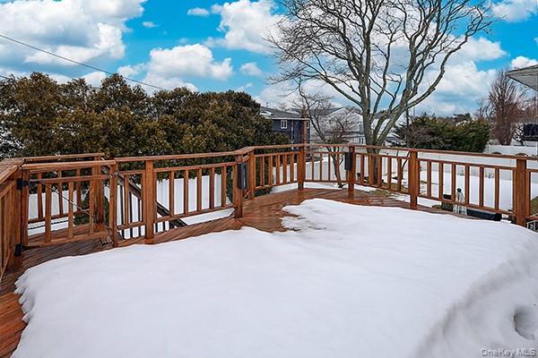 860 Beckman Drive, North Bellmore, NY 11710