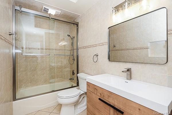 860 Beckman Drive, North Bellmore, NY 11710