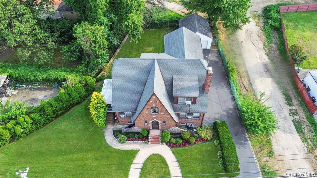 68 Fir Street, Valley Stream, NY 11580