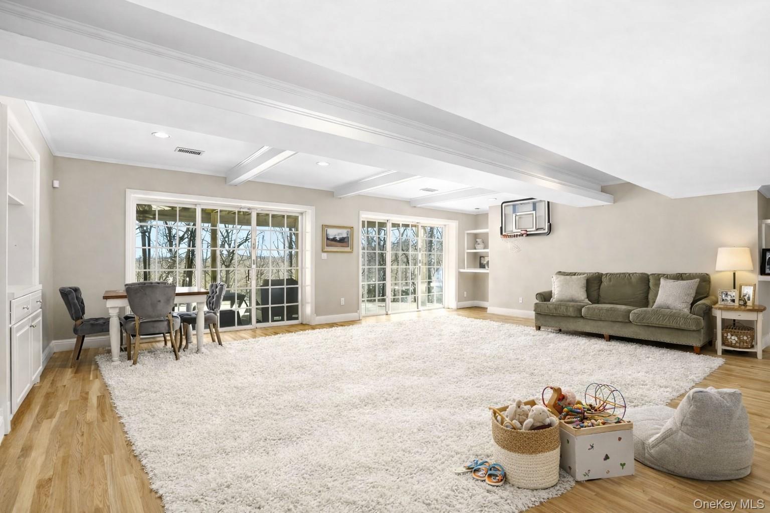 2 Hemlock Rise, Armonk, NY 10504