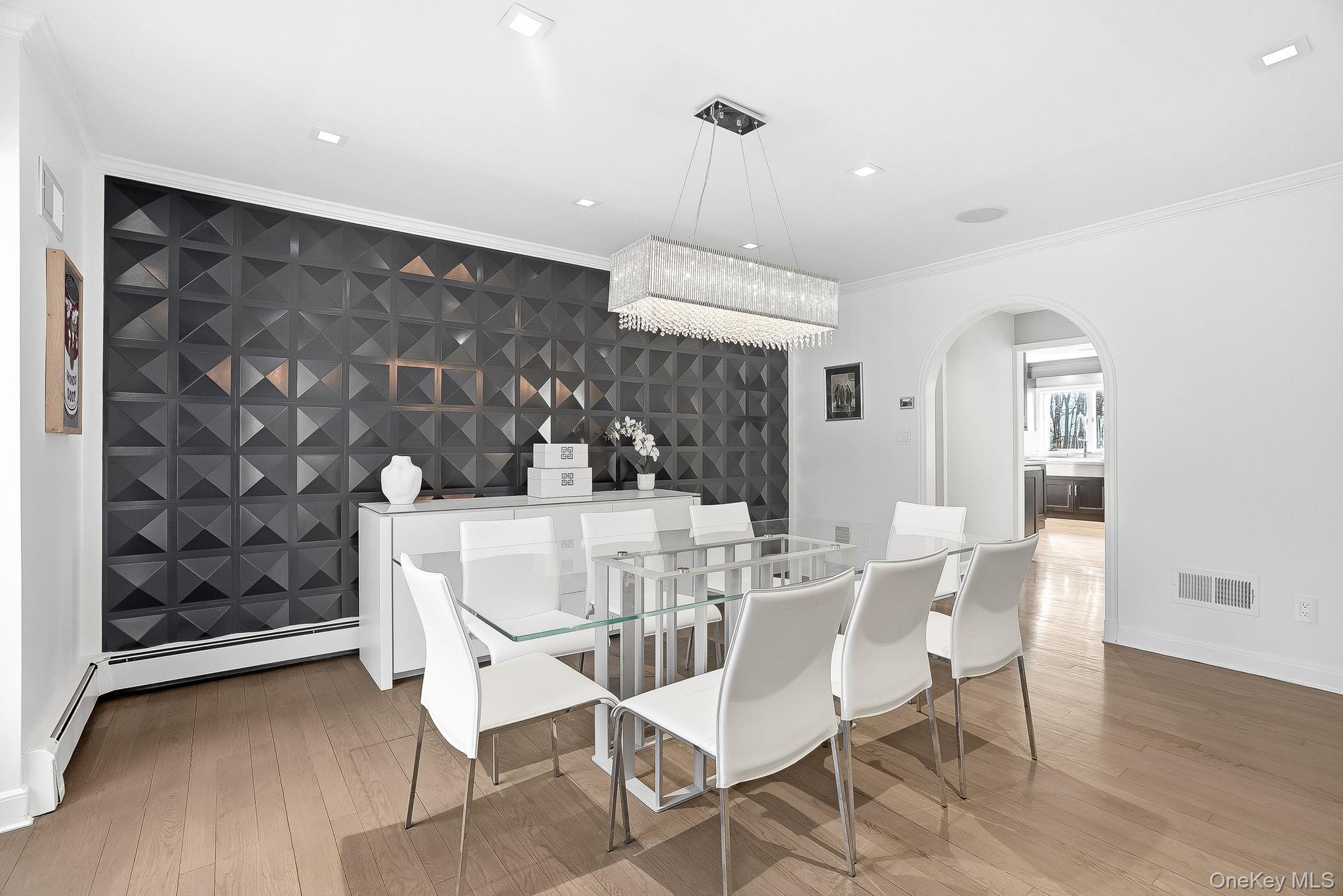 2 Hemlock Rise, Armonk, NY 10504