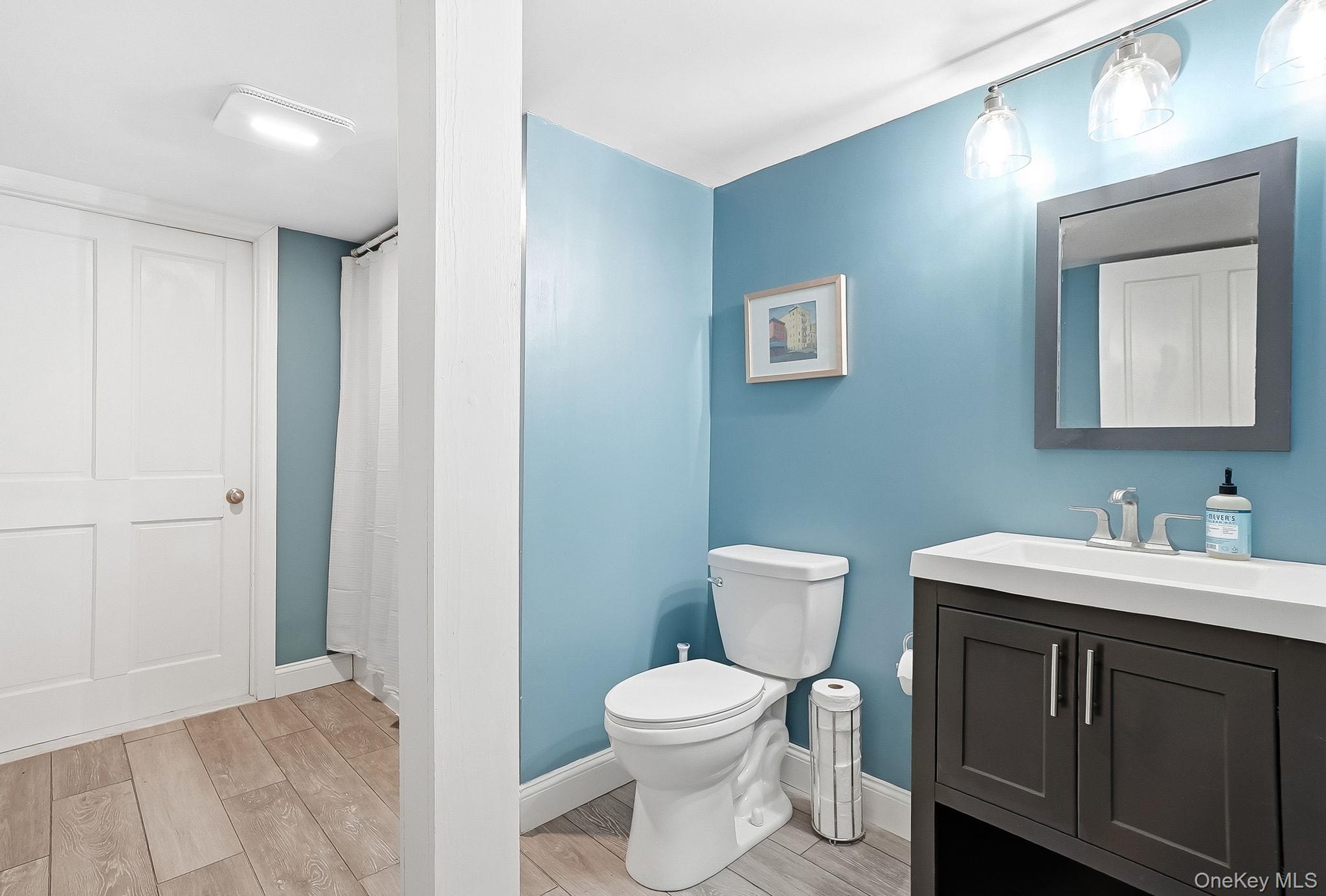 2 Hemlock Rise, Armonk, NY 10504