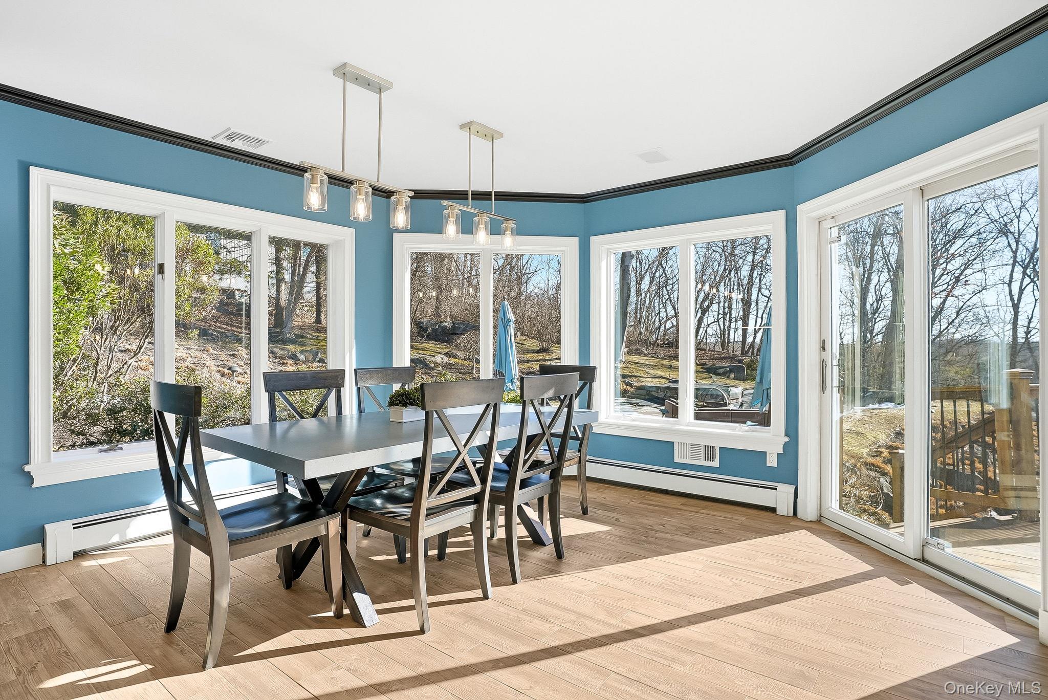 2 Hemlock Rise, Armonk, NY 10504