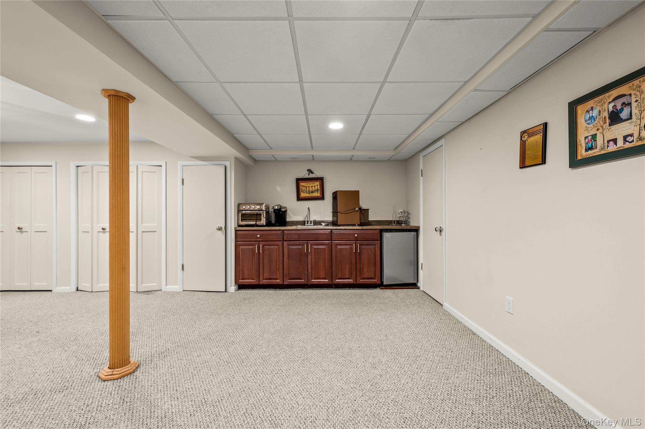 2860 Lenox Road, Oceanside, NY 11572