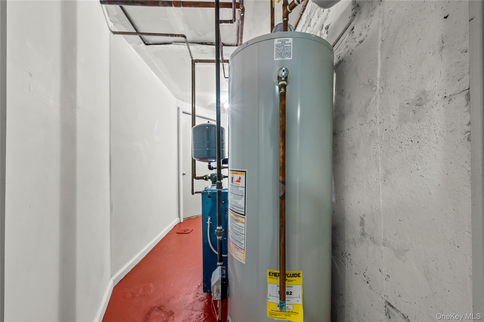 2860 Lenox Road, Oceanside, NY 11572