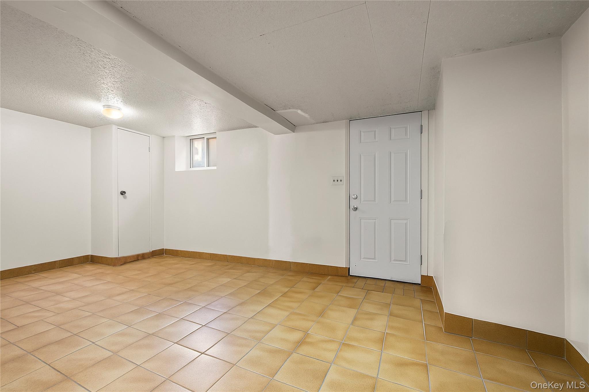 2942 164th Street, Flushing, NY 11358