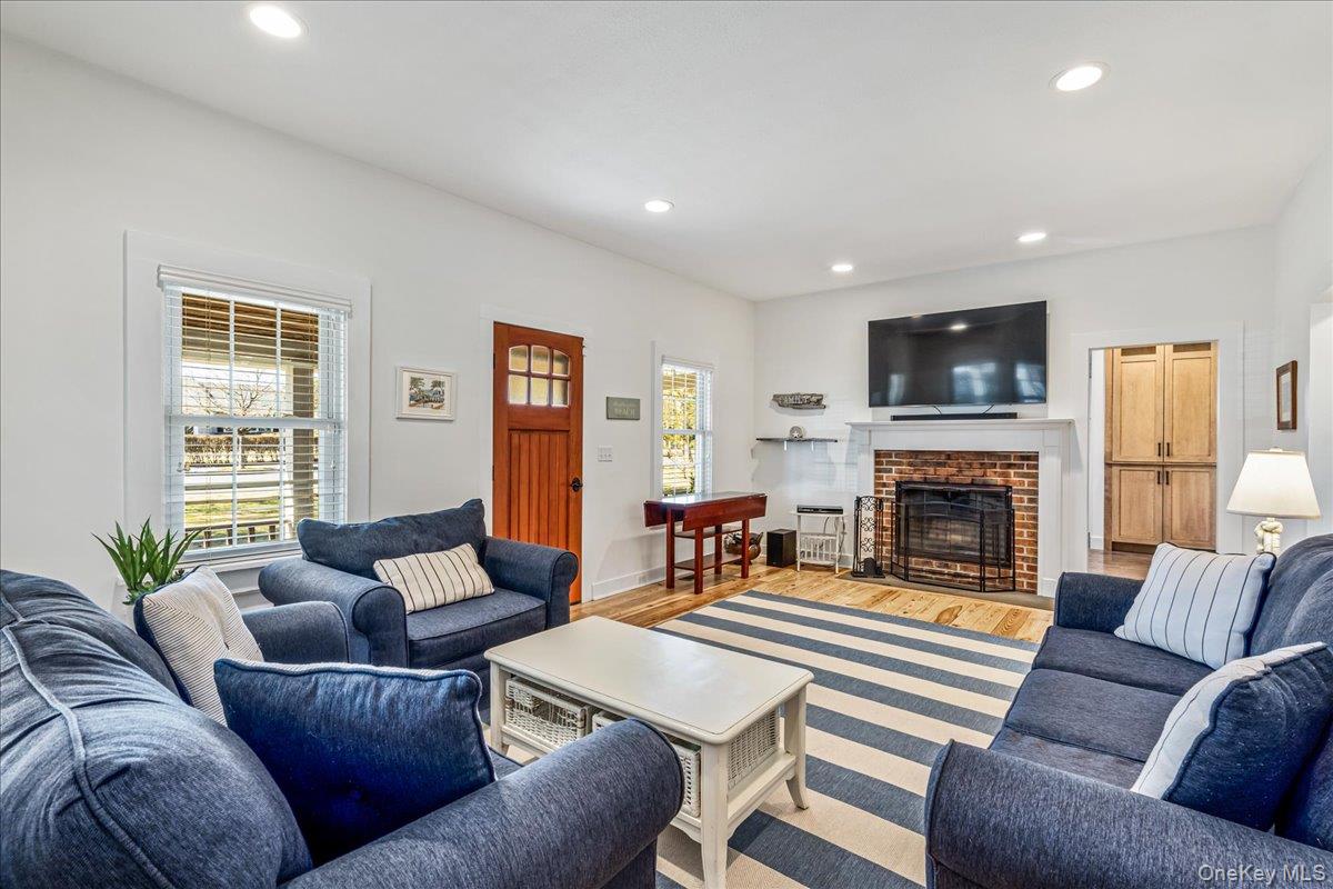 60 Lilac Road, Westhampton Beach, NY 11978