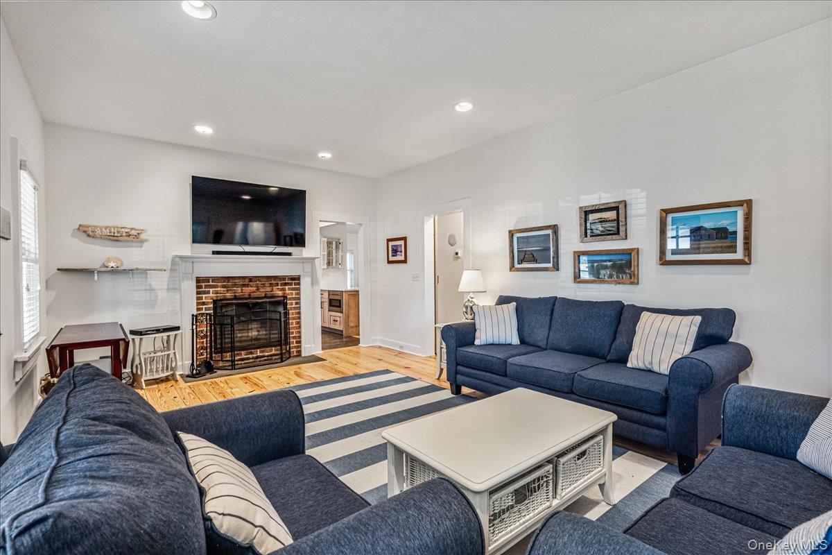 60 Lilac Road, Westhampton Beach, NY 11978