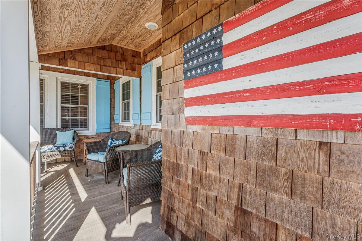 60 Lilac Road, Westhampton Beach, NY 11978