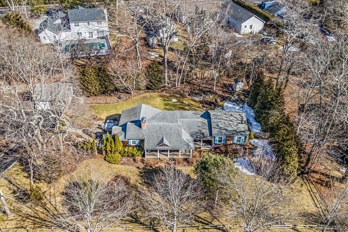 60 Lilac Road, Westhampton Beach, NY 11978