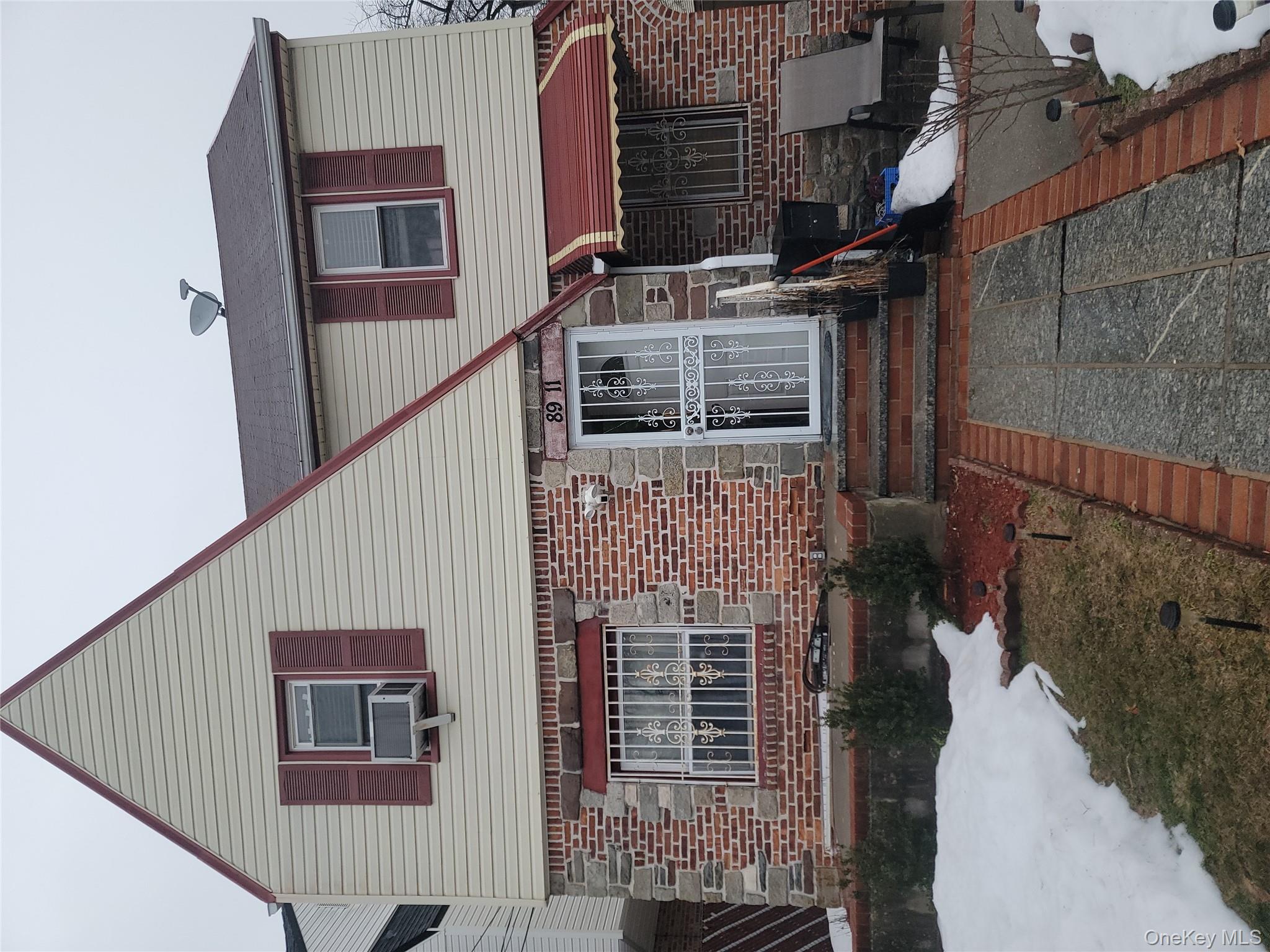 89-11 207th Street, Queens Village, NY 11427