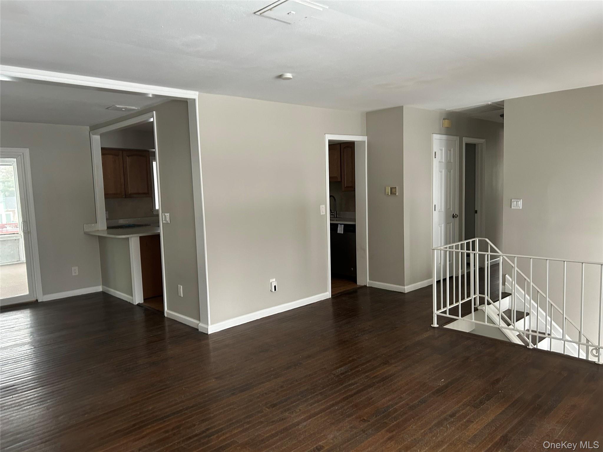 104 SUTTON PARK Road, Poughkeepsie, NY 12603