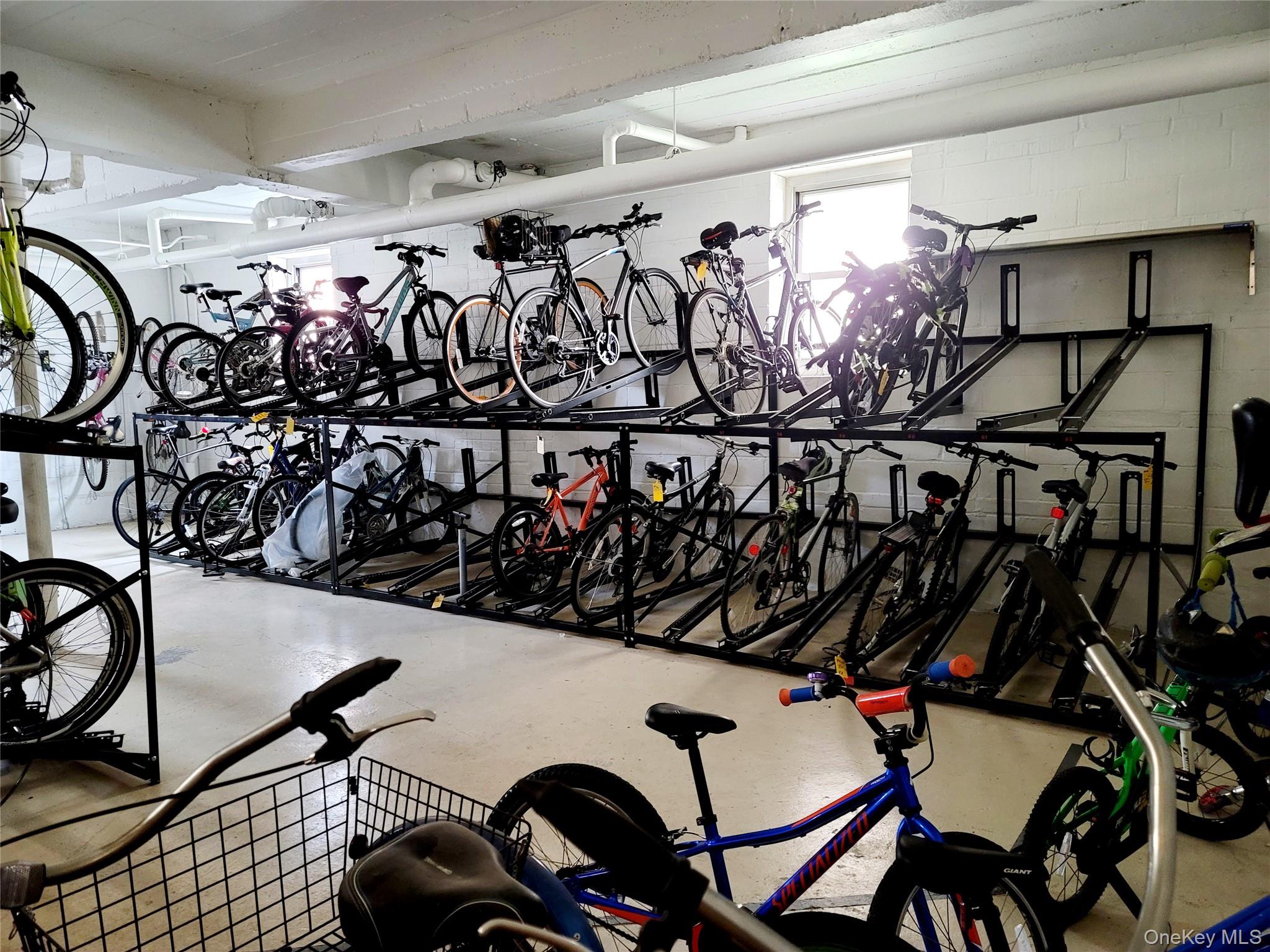 89-40 151st # 3B, Howard Beach, NY 11414