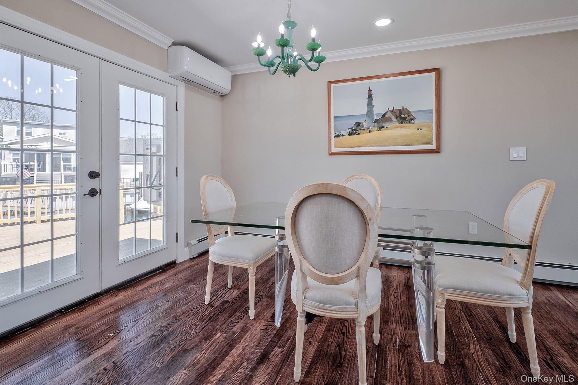 72 W Lido Promenade, Lindenhurst, NY 11757