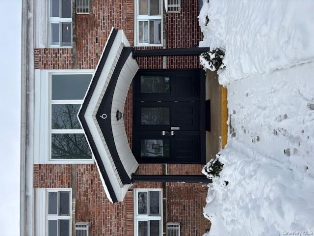 6 Ivy # 3 B, Farmingdale, NY 11735