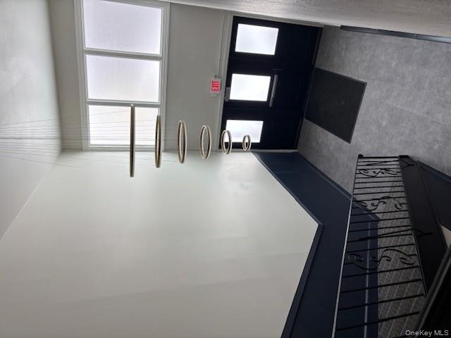 6 Ivy # 3 B, Farmingdale, NY 11735