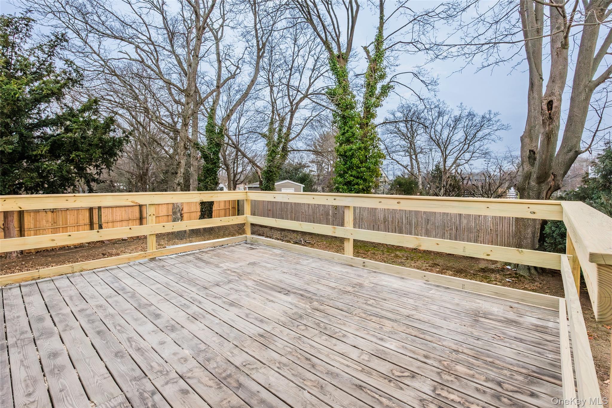 6 Grand Haven Court, Commack, NY 11725