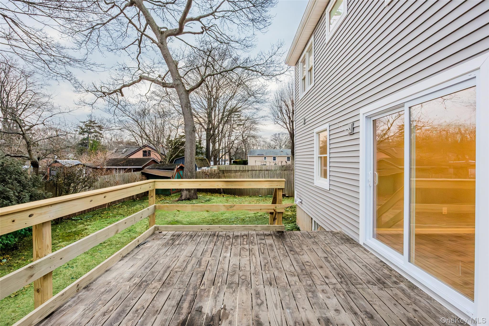 6 Grand Haven Court, Commack, NY 11725