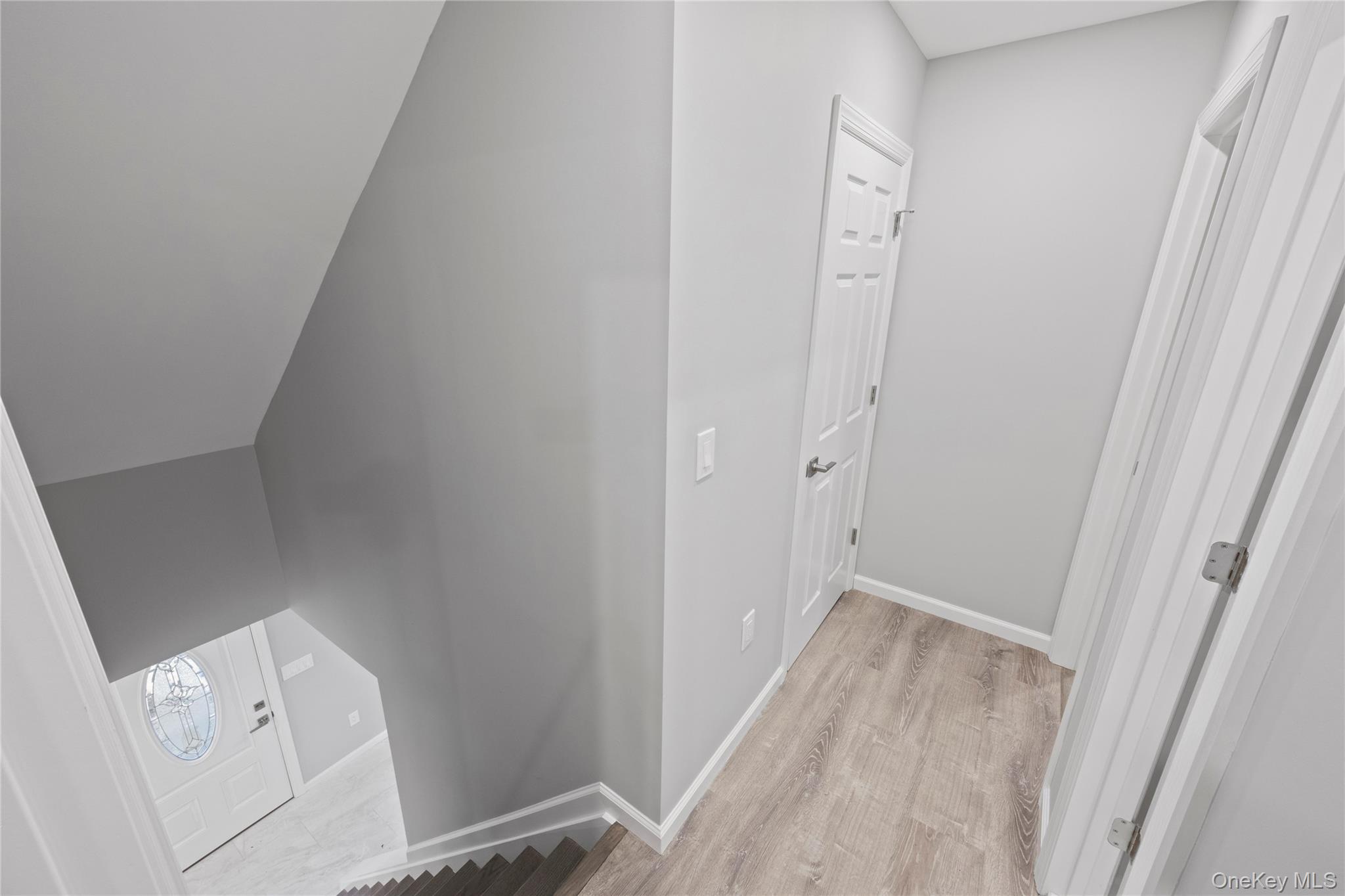 6 Grand Haven Court, Commack, NY 11725