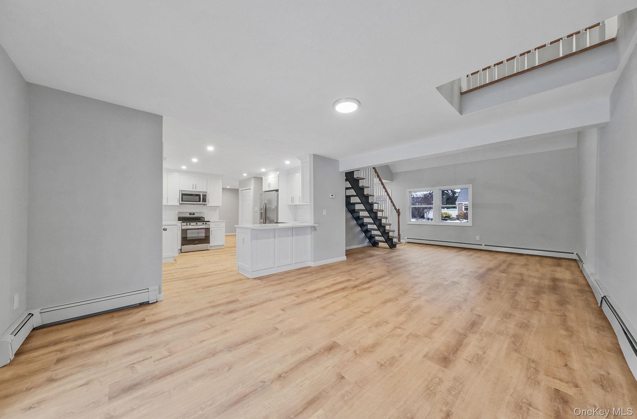 38 Clymer Street, Port Jefferson, NY 11776