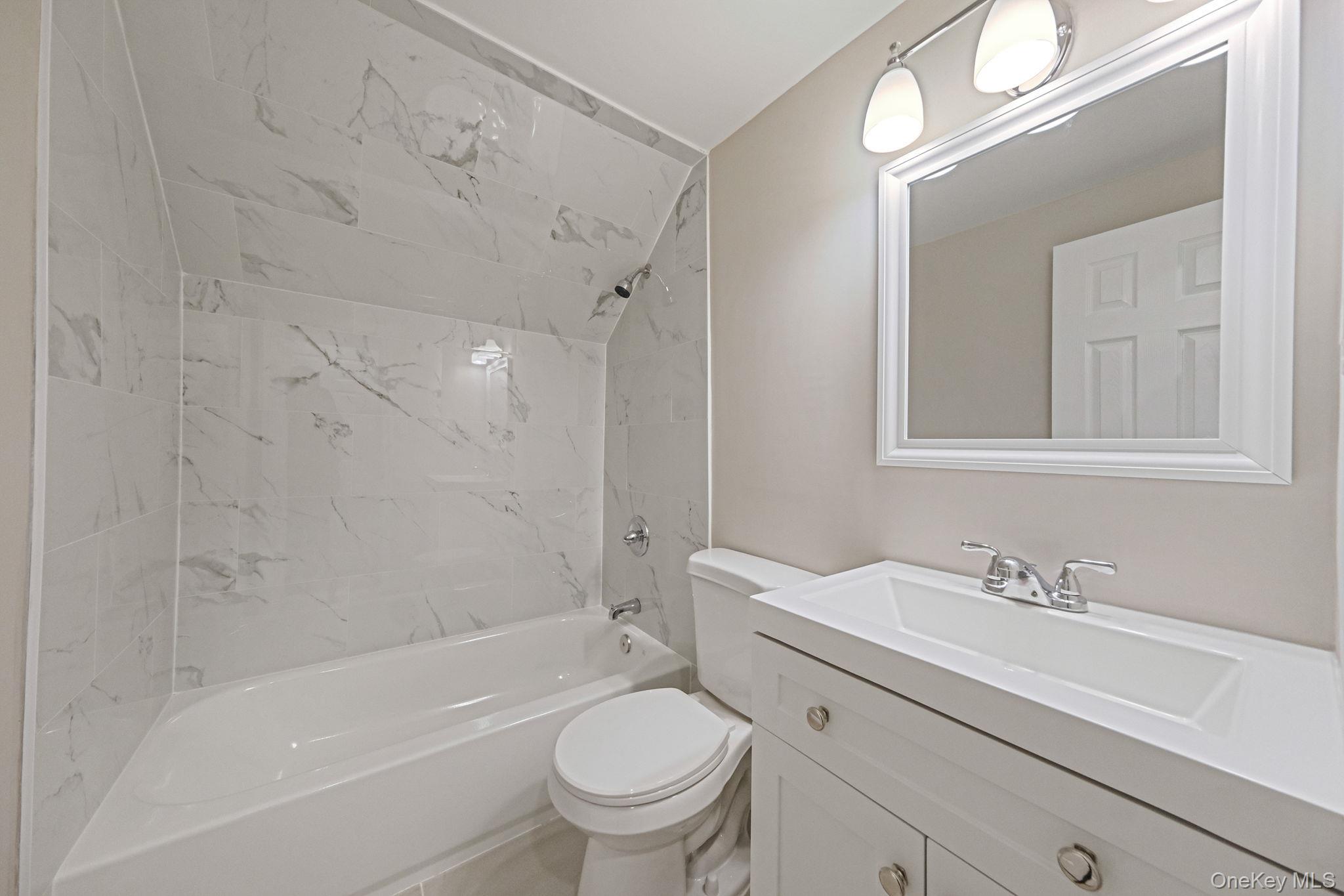 38 Clymer Street, Port Jefferson, NY 11776