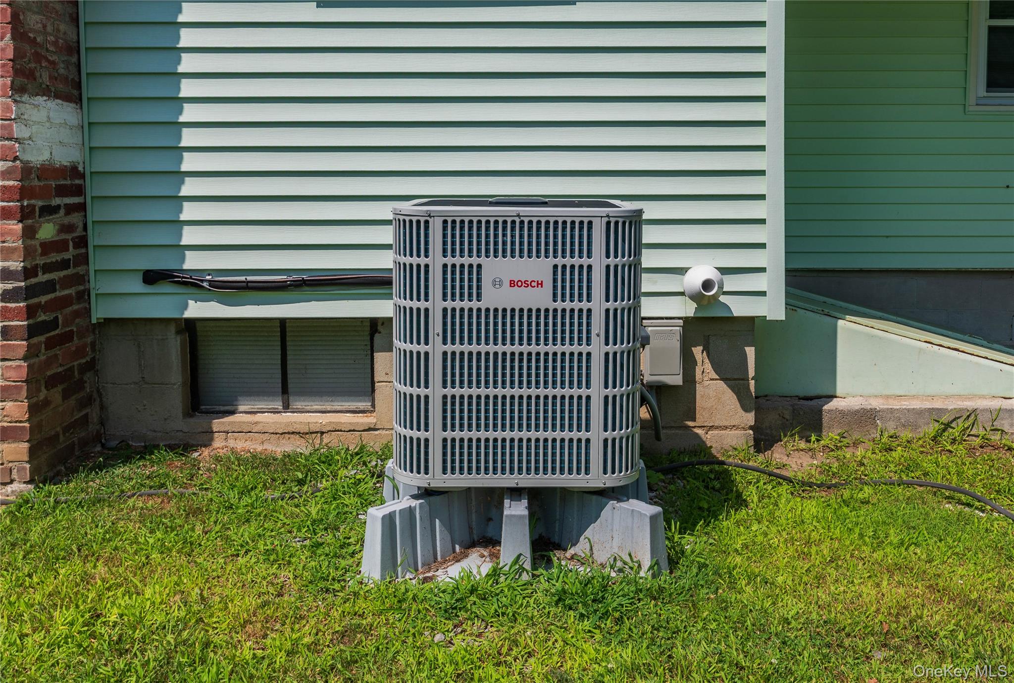 11 Toomey Drive, Poughkeepsie, NY 12603