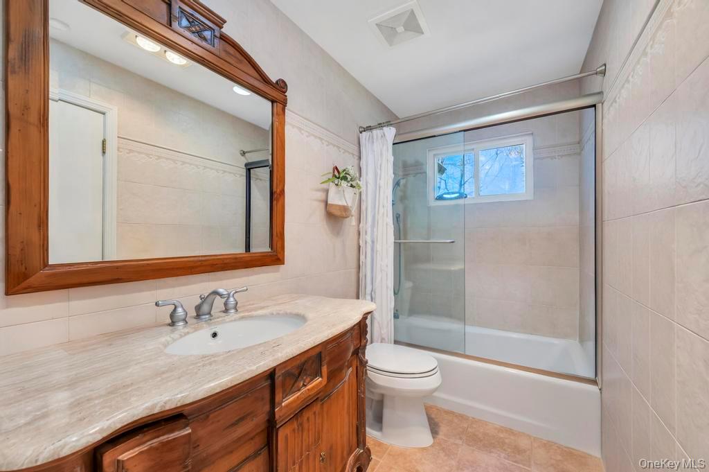 3 Terrace Drive, Hauppauge, NY 11788