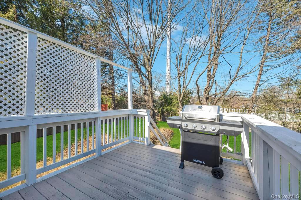 3 Terrace Drive, Hauppauge, NY 11788