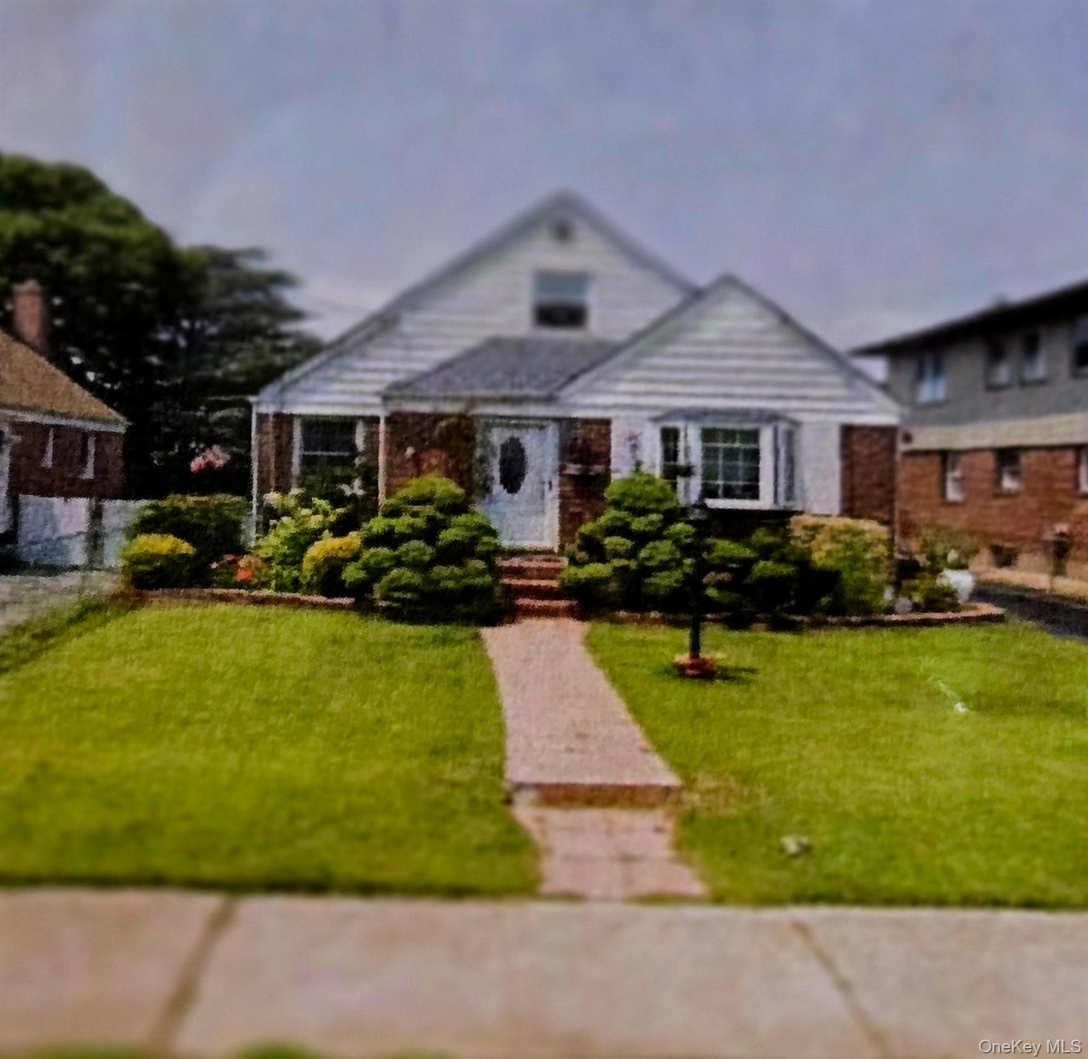 60 Liberty Boulevard, Valley Stream, NY 11580