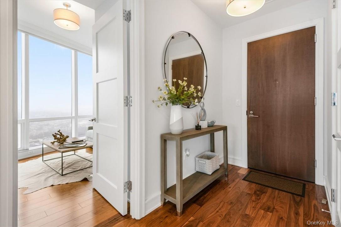 5 Renaissance Square # PH5E (36fl), White Plains, NY 10601